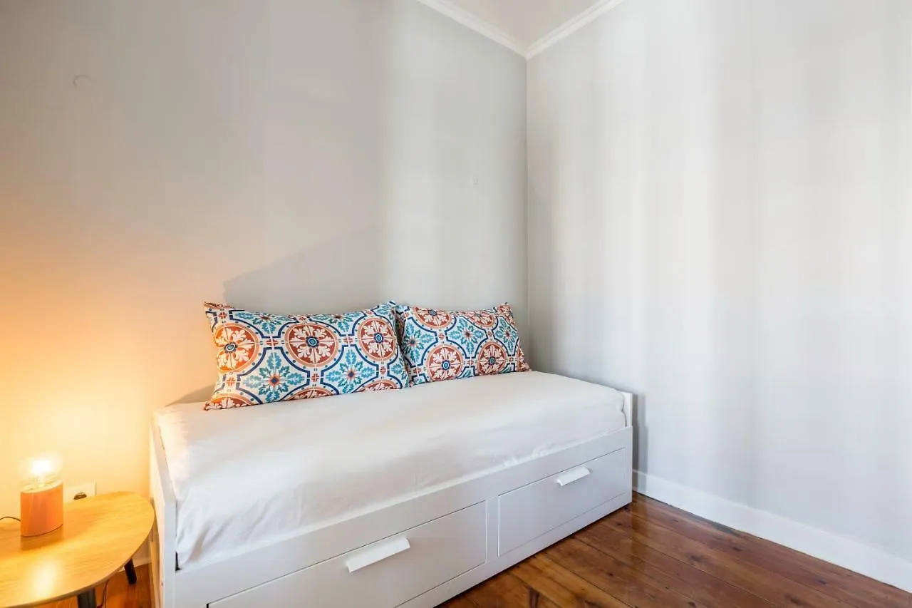 Charming Apartment Rua Da Rosa 33 Lisboa